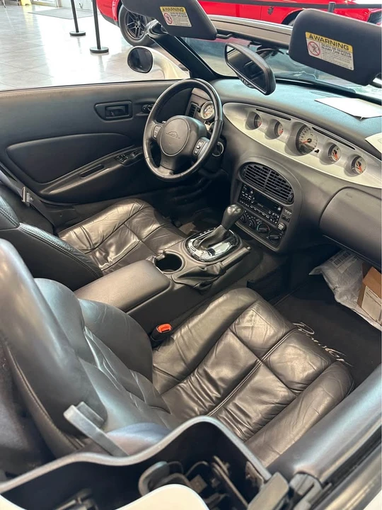2000 Plymouth Prowler - Image 10 of 13