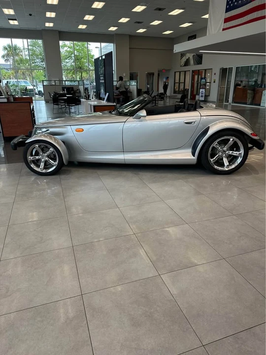 2000 Plymouth Prowler - Image 5 of 13