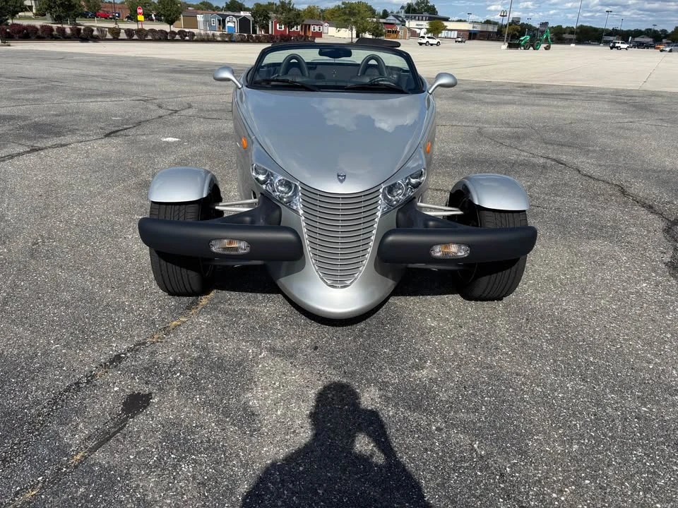 2000 Plymouth Prowler - Image 2 of 9