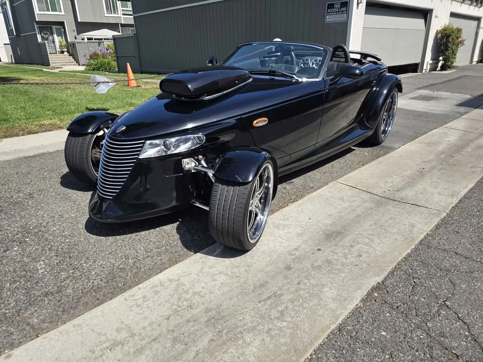 2000 Plymouth Prowler - Image 2 of 11