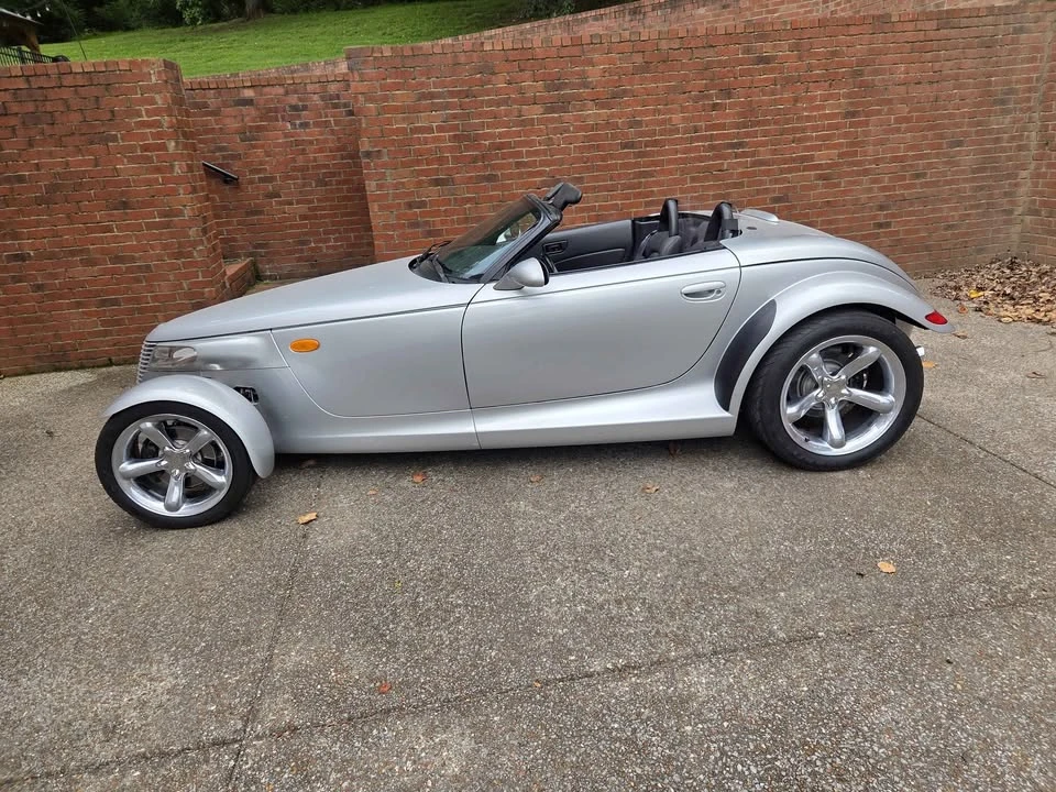 2000 Plymouth Prowler - Image 2 of 8