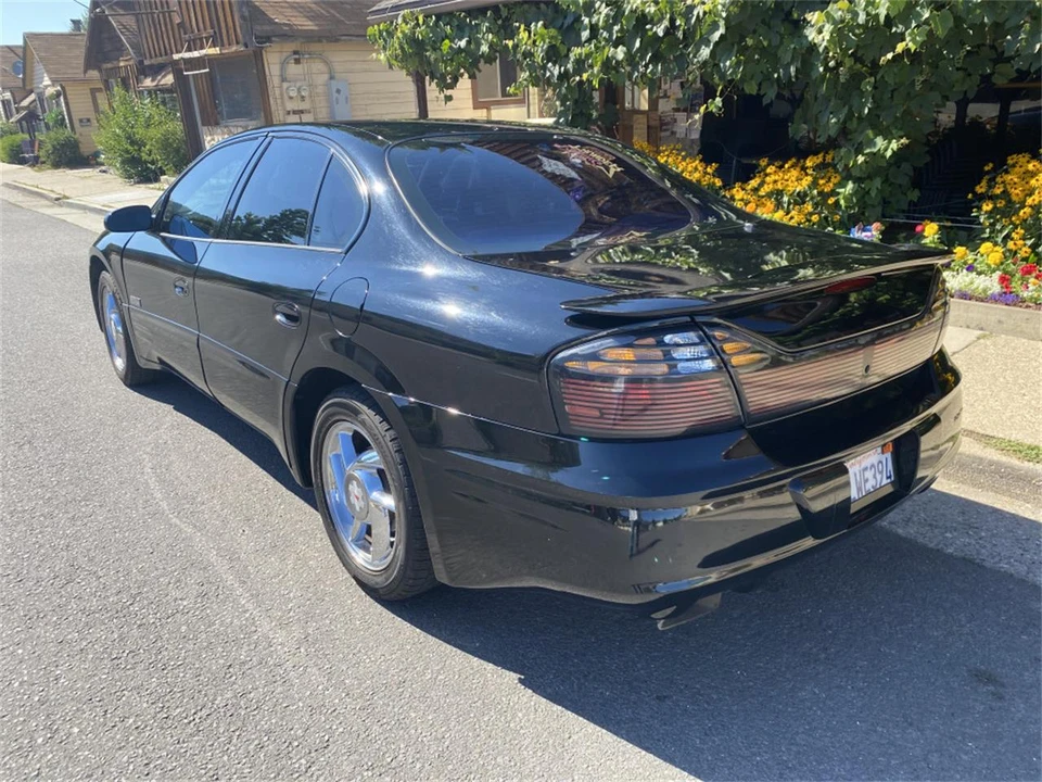 2000 Pontiac Bonneville 5th+ Gen - Image 2 of 6