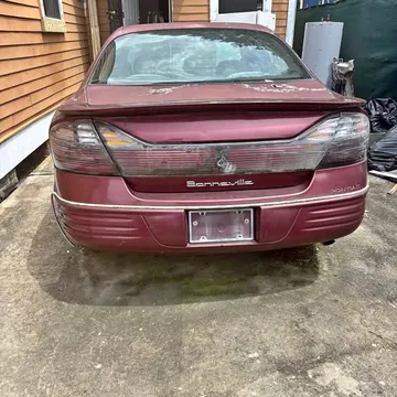 2000 Pontiac Bonneville SE Sedan 4D
