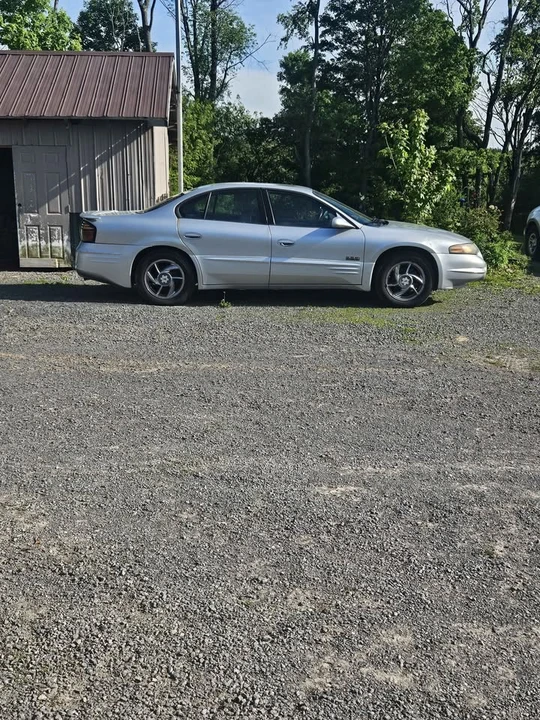 2000 Pontiac Bonneville 5th+ Gen - Image 3 of 6