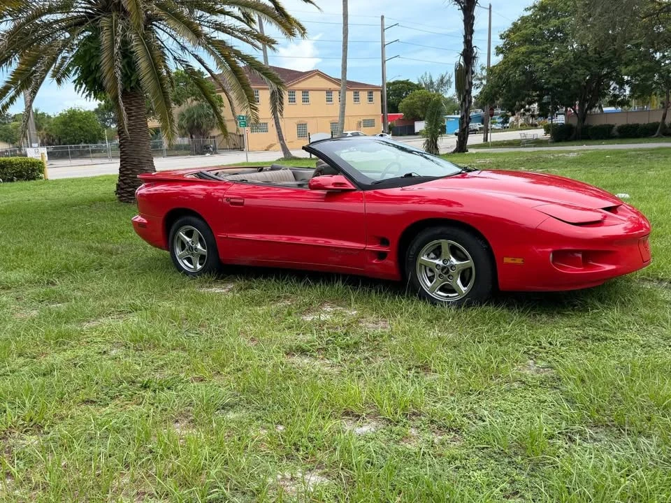 2000 Pontiac Firebird 4th Gen - Image 13 of 19