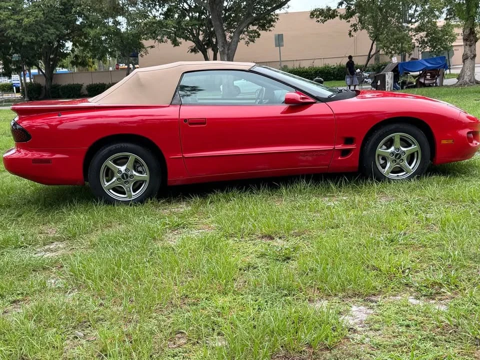 2000 Pontiac Firebird 4th Gen - Image 11 of 19