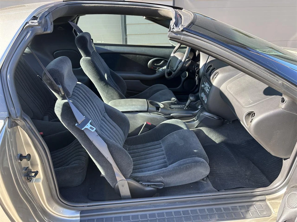 2000 Pontiac Firebird 4th Gen - Image 11 of 14