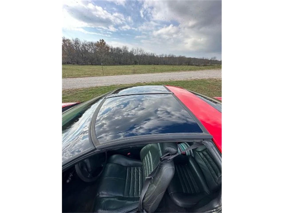2000 Pontiac Firebird 4th Gen - Image 2 of 21