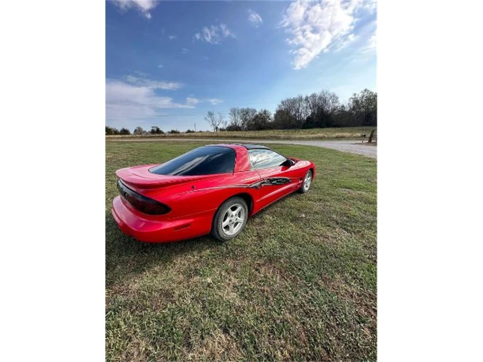 2000 Pontiac Firebird 4th Gen - Image 19 of 21
