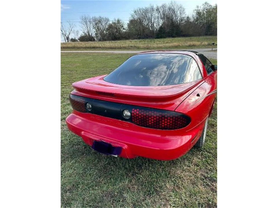 2000 Pontiac Firebird 4th Gen - Image 17 of 21