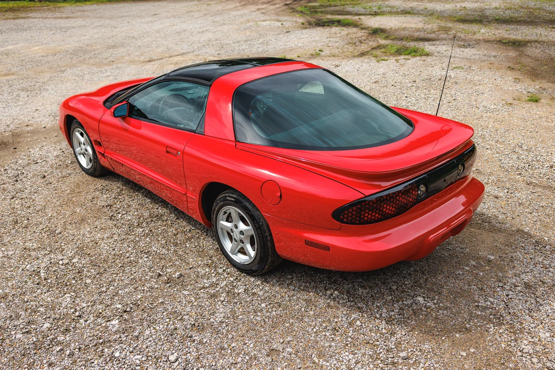 2000 Pontiac Firebird 4th Gen - Image 10 of 31