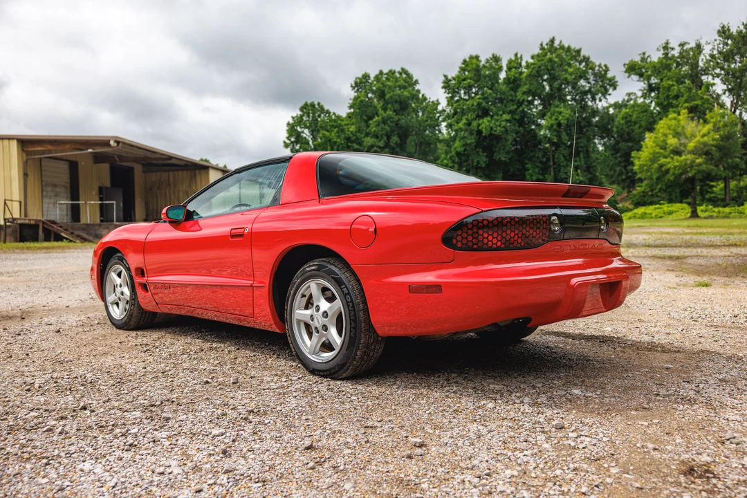 2000 Pontiac Firebird 4th Gen - Image 8 of 31