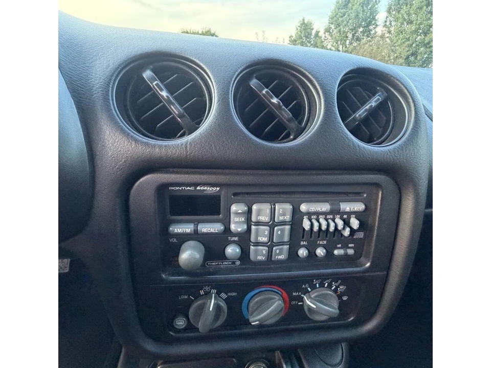 2000 Pontiac Firebird 4th Gen - Image 31 of 31