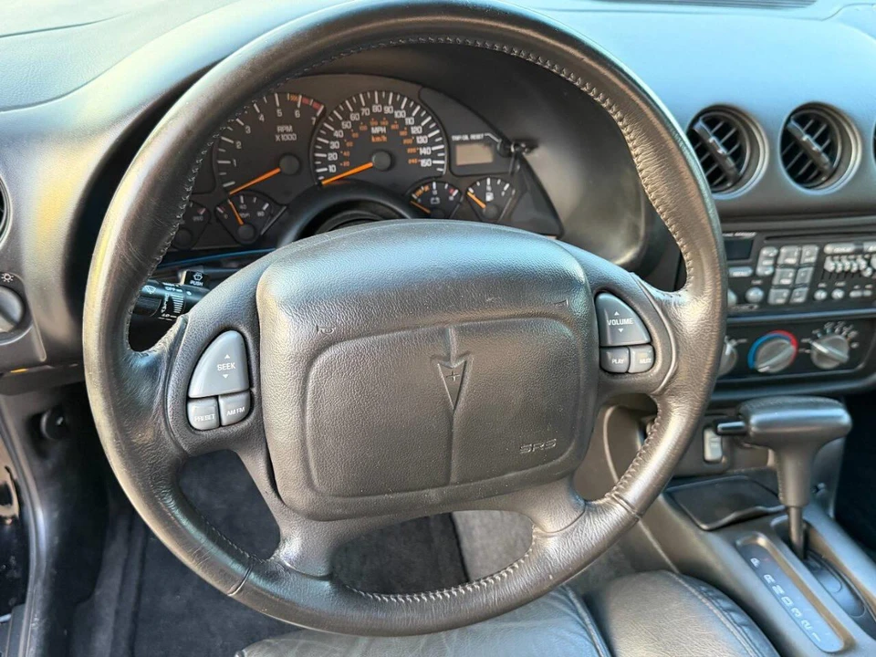 2000 Pontiac Firebird 4th Gen - Image 21 of 31