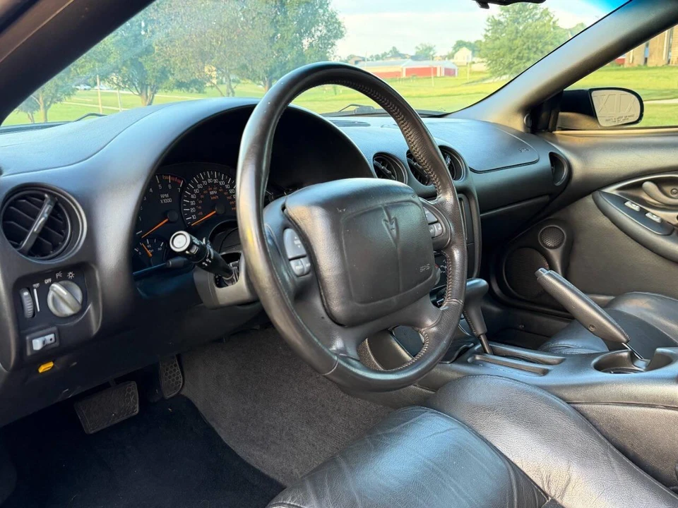 2000 Pontiac Firebird 4th Gen - Image 20 of 31