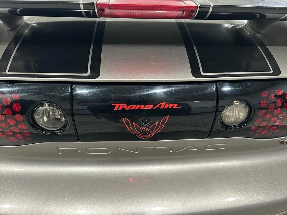 2000 Pontiac Firebird 4th Gen - Image 26 of 31