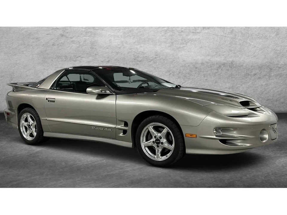 2000 Pontiac Firebird 4th Gen - Image 4 of 31