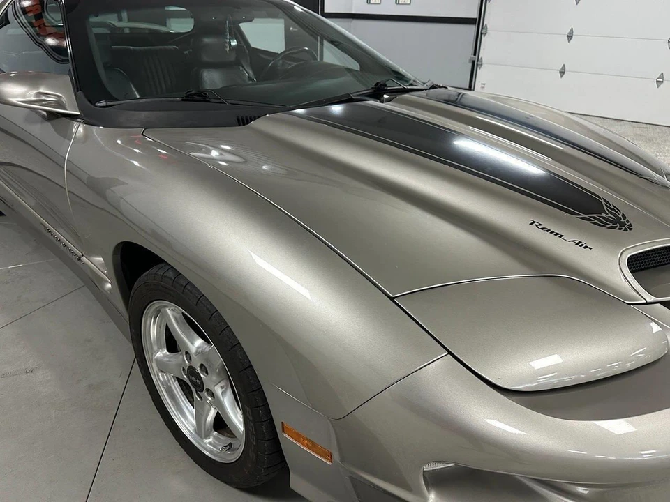 2000 Pontiac Firebird 4th Gen - Image 28 of 31