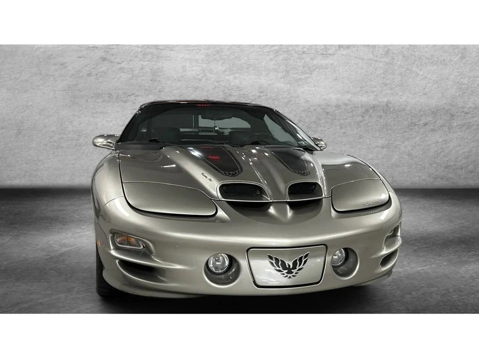 2000 Pontiac Firebird 4th Gen - Image 2 of 31