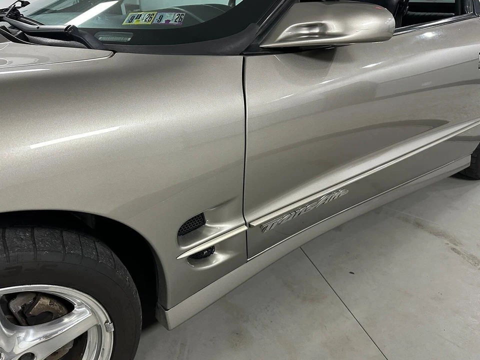 2000 Pontiac Firebird 4th Gen - Image 18 of 31