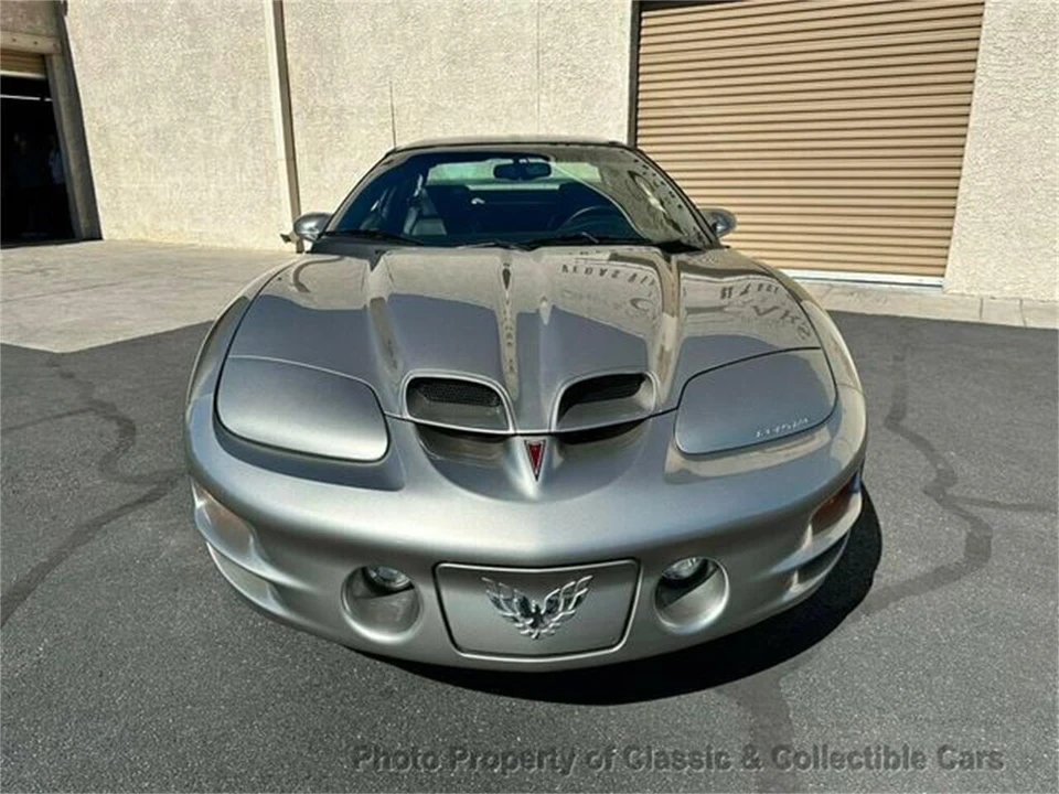 2000 Pontiac Firebird 4th Gen - Image 2 of 24
