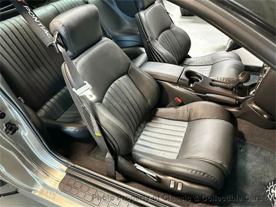 2000 Pontiac Firebird 4th Gen - Image 14 of 24