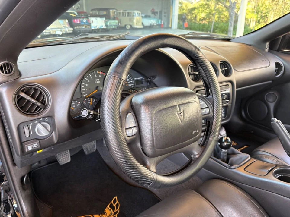 2000 Pontiac Firebird 4th Gen - Image 25 of 31