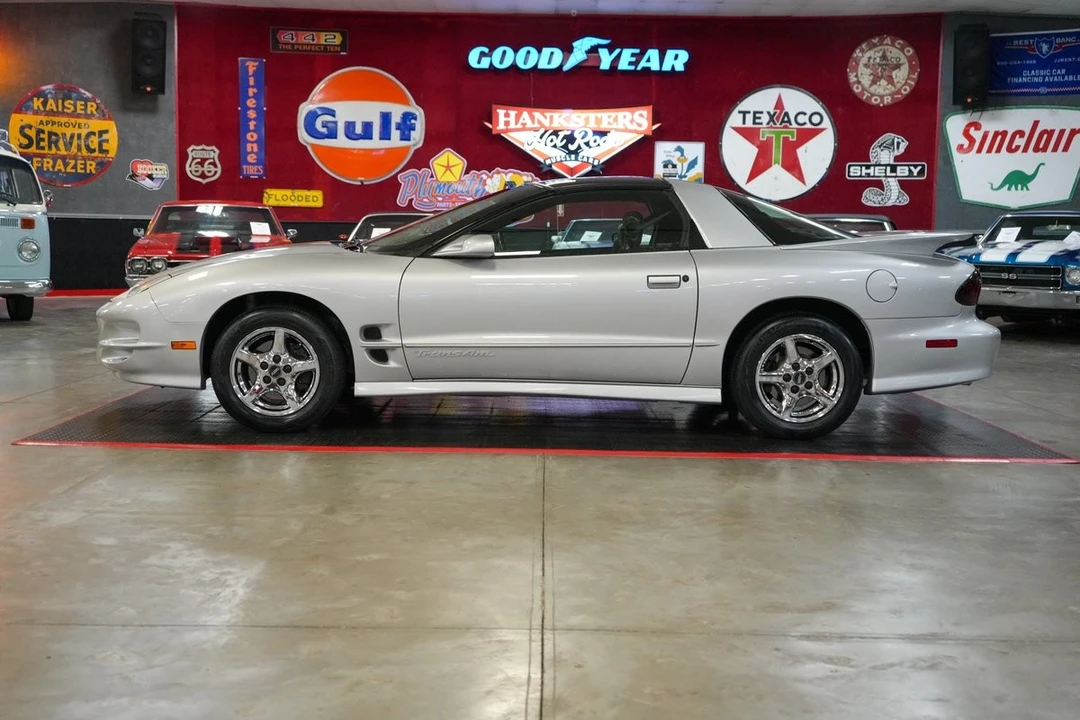 2000 Pontiac Firebird 4th Gen - Image 20 of 31