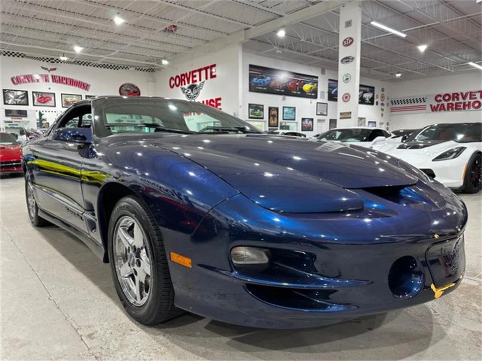 2000 Pontiac Firebird 4th Gen - Image 5 of 27