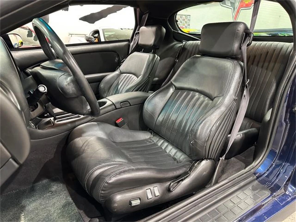 2000 Pontiac Firebird 4th Gen - Image 8 of 27