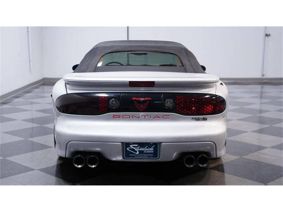 2000 Pontiac Firebird 4th Gen - Image 10 of 31