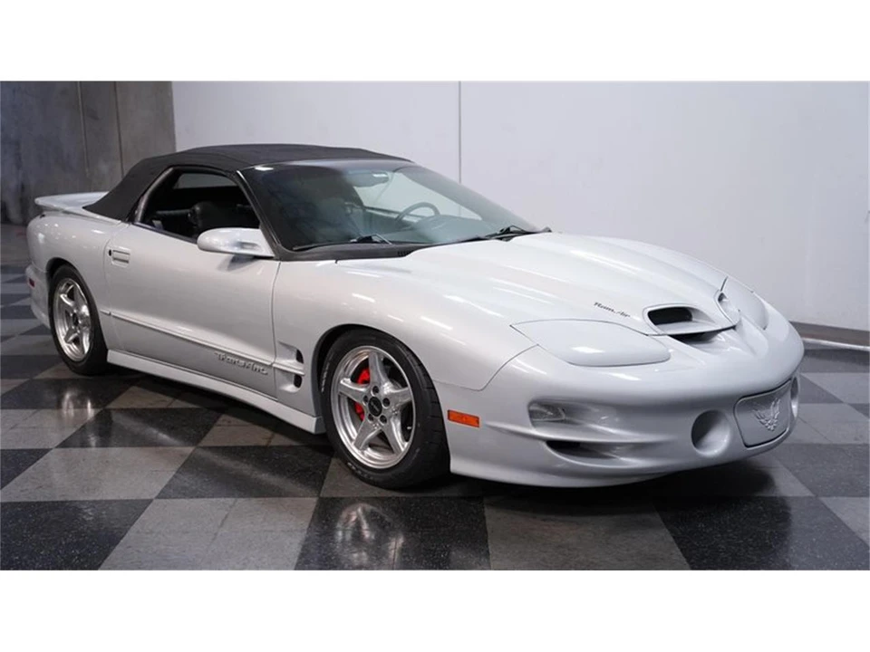2000 Pontiac Firebird 4th Gen - Image 14 of 31