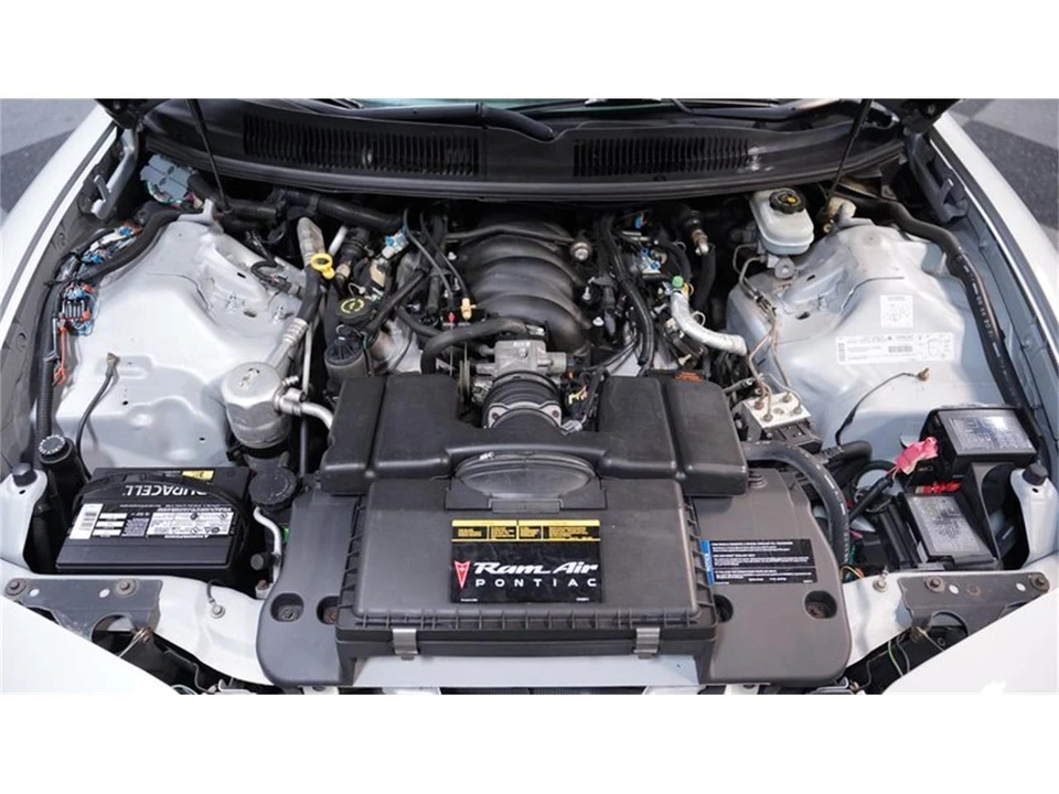 2000 Pontiac Firebird 4th Gen - Image 3 of 31