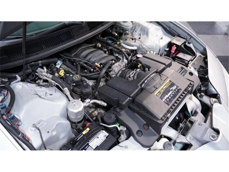 2000 Pontiac Firebird 4th Gen - Image 27 of 31