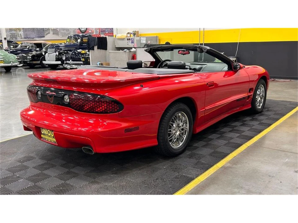 2000 Pontiac Firebird 4th Gen - Image 3 of 9