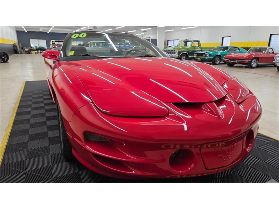 2000 Pontiac Firebird 4th Gen - Image 11 of 31