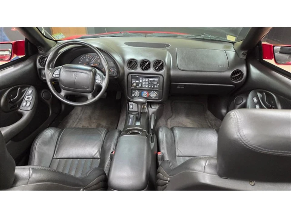 2000 Pontiac Firebird 4th Gen - Image 17 of 31