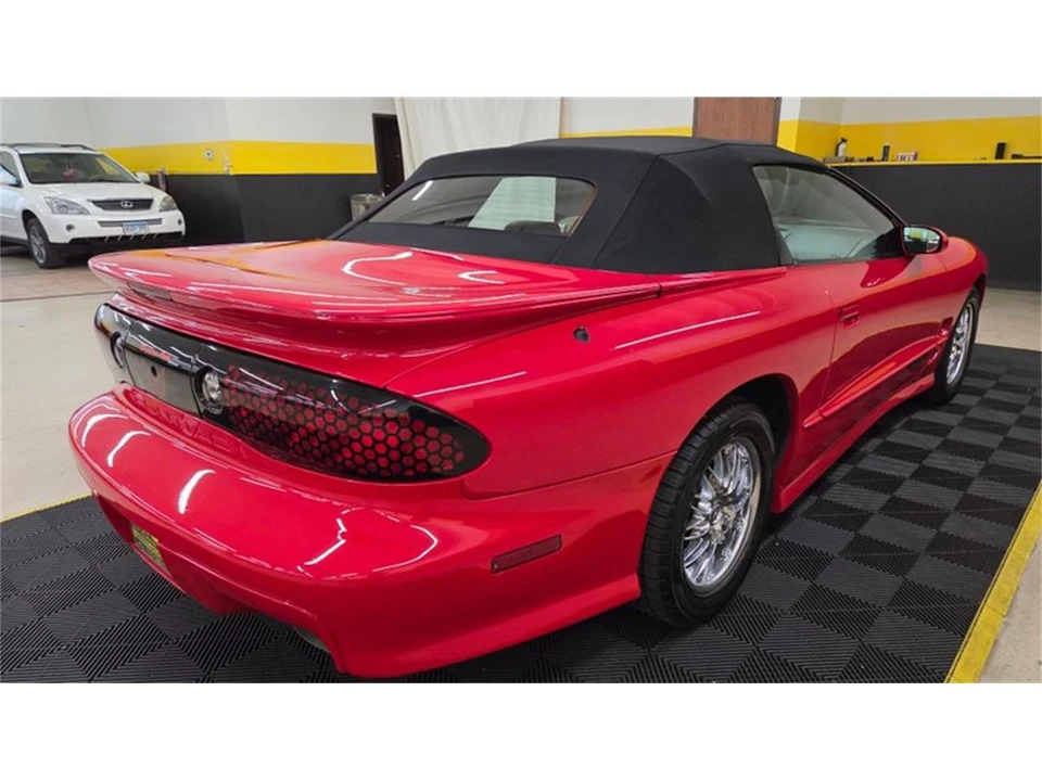 2000 Pontiac Firebird 4th Gen - Image 23 of 31