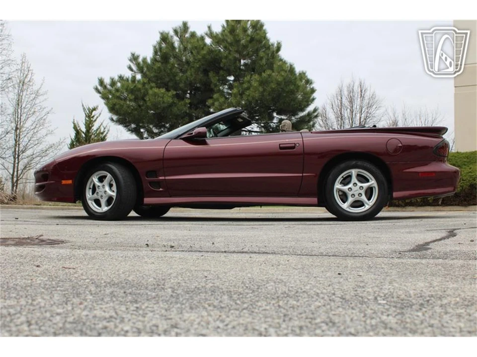 2000 Pontiac Firebird 4th Gen - Image 6 of 31