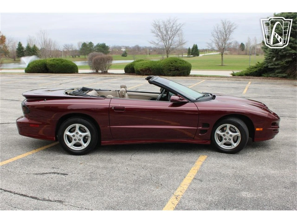2000 Pontiac Firebird 4th Gen - Image 16 of 31