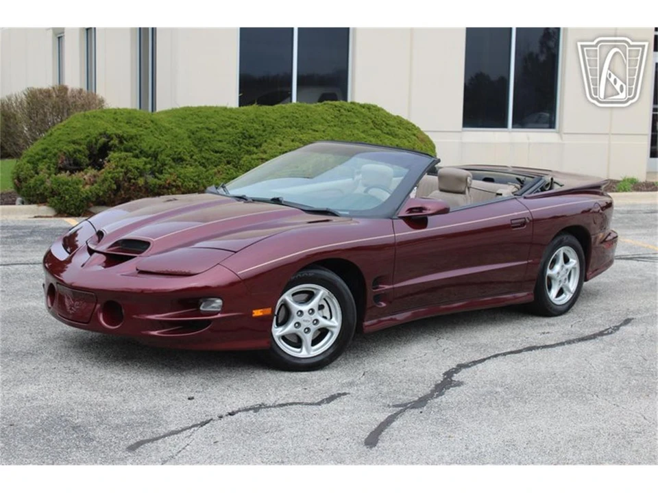 2000 Pontiac Firebird 4th Gen - Image 2 of 31