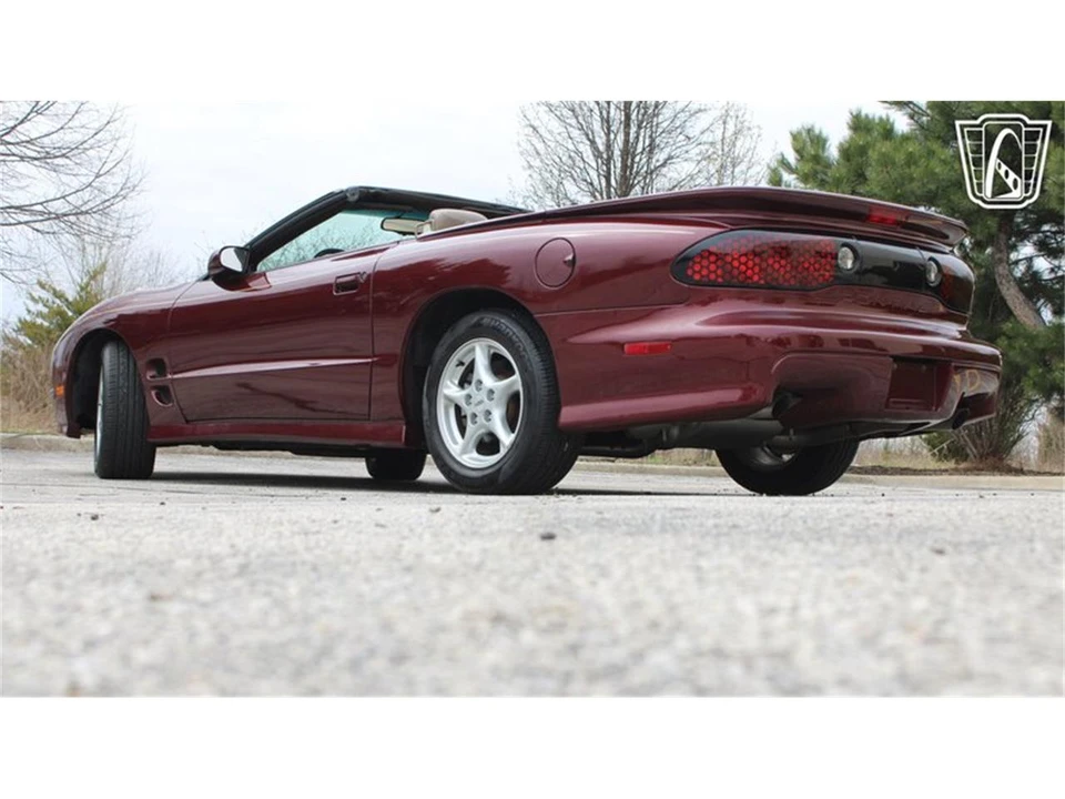 2000 Pontiac Firebird 4th Gen - Image 9 of 31