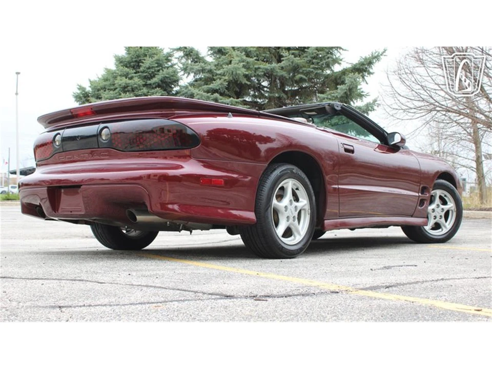2000 Pontiac Firebird 4th Gen - Image 15 of 31