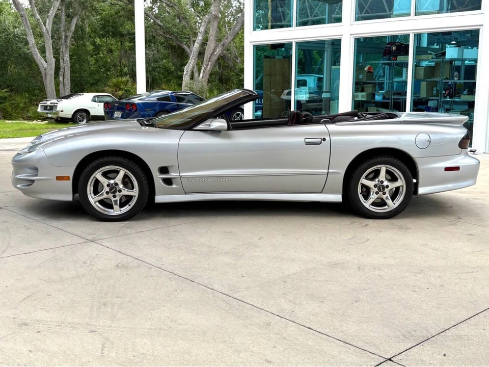 2000 Pontiac Firebird 4th Gen - Image 11 of 31