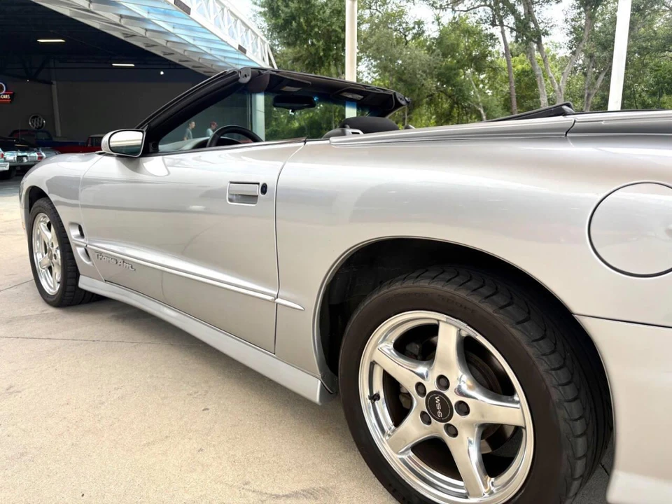 2000 Pontiac Firebird 4th Gen - Image 15 of 31