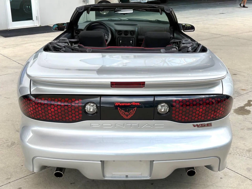 2000 Pontiac Firebird 4th Gen - Image 9 of 31