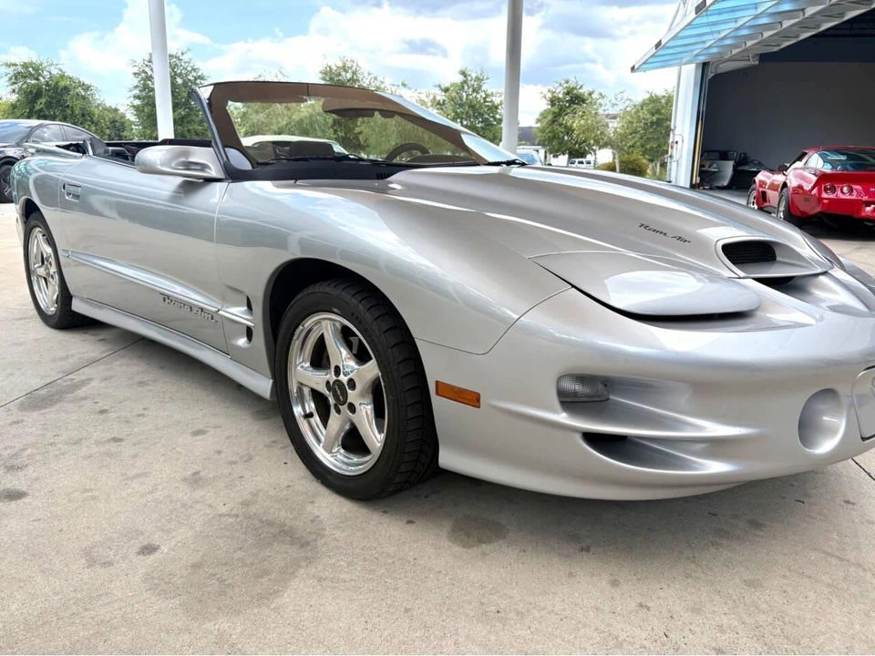 2000 Pontiac Firebird 4th Gen - Image 20 of 31
