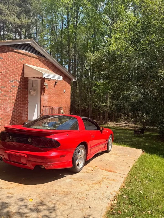 2000 Pontiac Firebird 4th Gen - Image 2 of 10