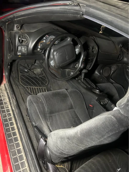 2000 Pontiac Firebird 4th Gen - Image 7 of 14