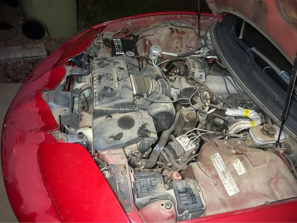 2000 Pontiac Firebird 4th Gen - Image 2 of 14